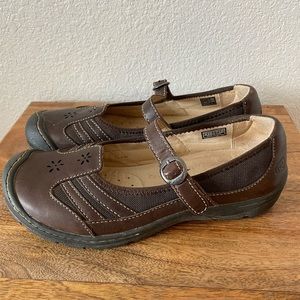 Keen Brown Leather Flats